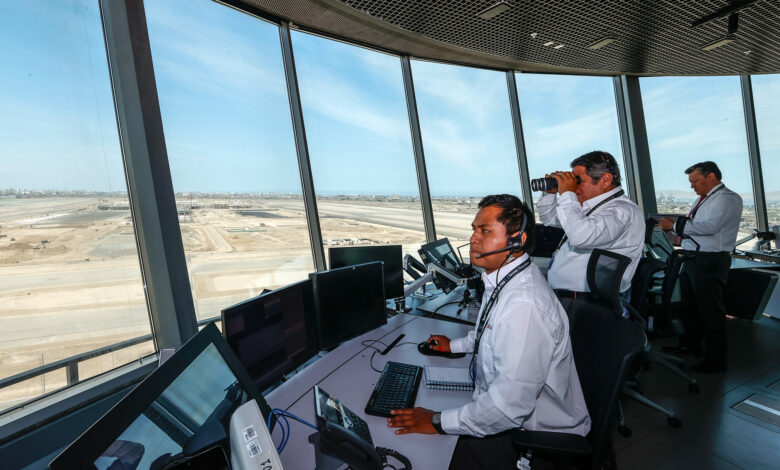 Controladores aéreos serán capacitados en Europa para operar dos pistas en simultáneo en el Jorge Chávez