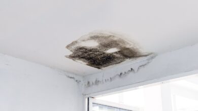 ¿Qué debo tener en cuenta para mantener segura la infraestructura de mi casa cuando llueve?