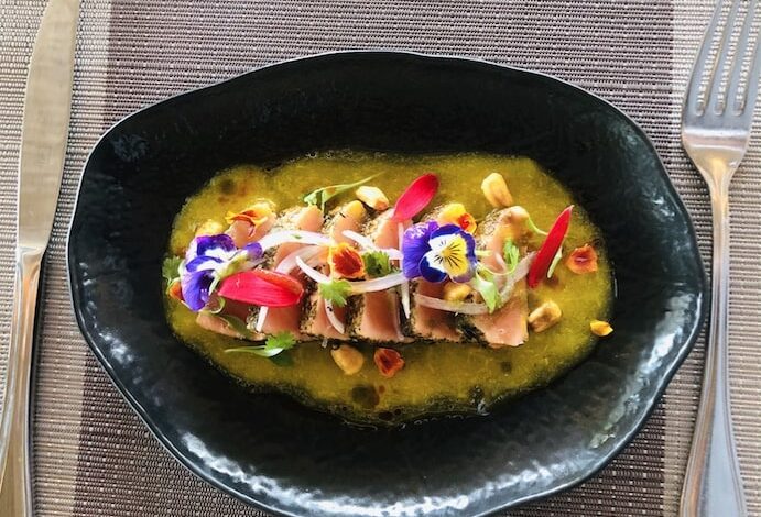 Tataki de Salmón: El chef Alirio Rodríguez redefine la culinaria japonesa con acentos Caribe