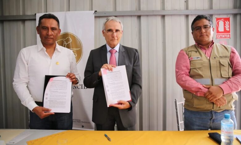 Artisanal Gold Council y el MINEM suscriben convenio que capacitará a mineros en el uso de tecnologías alternativas al uso de mercurio en la Minería Artesanal y de Pequeña Escala