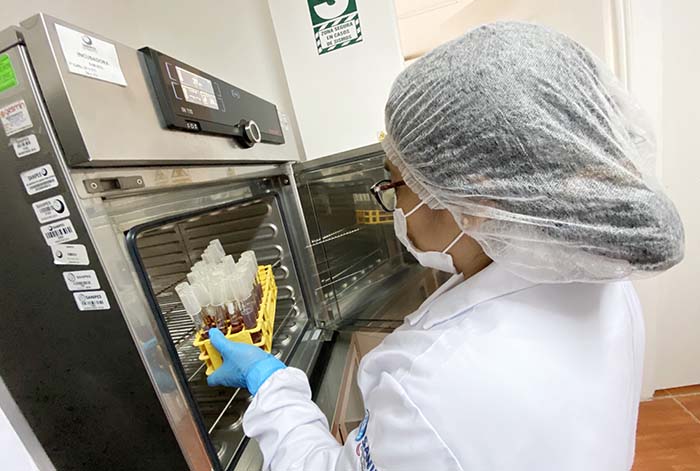 Laboratorios del Sanipes en Callao y Sechura logran resultado satisfactorio en evaluación internacional