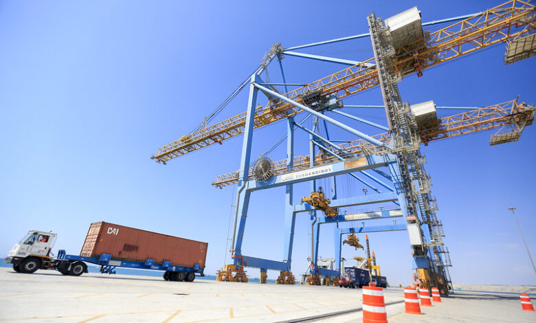 ADEX: Exportaciones en rojo por quinto mes consecutivo