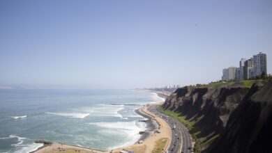 Conoce cuáles fueron las playas de la Costa Verde más concurridas este verano que puedes visitar en Semana Santa