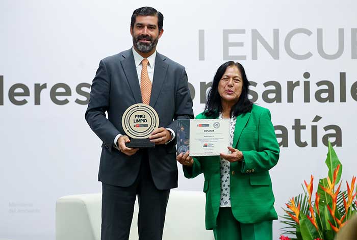 nestlé fue nuevamente reconocida por cumplir exitosamente el acuerdo de producción limpia con el ministerio del ambiente