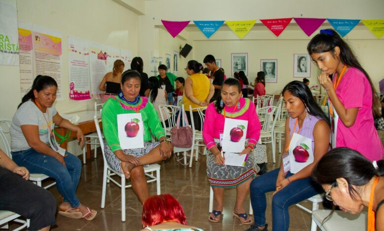 Lideresas de comunidades nativas de Ucayali se reúnen para abordar la violencia de género y construir una agenda por la igualdad