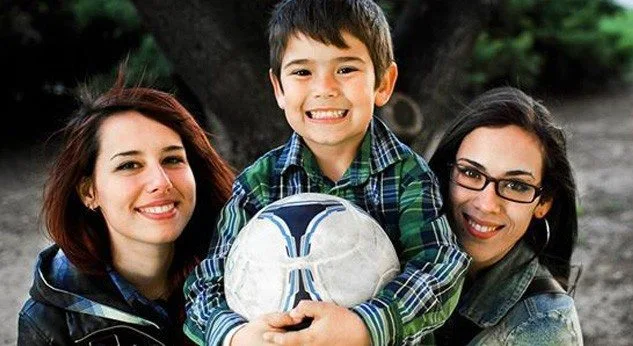 FAMILIAS HOMOPARENTALES SOLICITAN RECONOCIMIENTO LEGAL AL ESTADO PERUANO