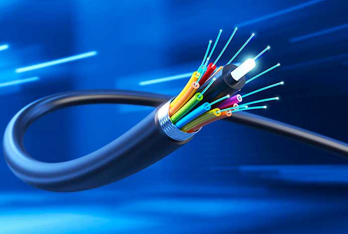 Conectividad: ¿cuáles son los beneficios y fortalezas de la fibra óptica?