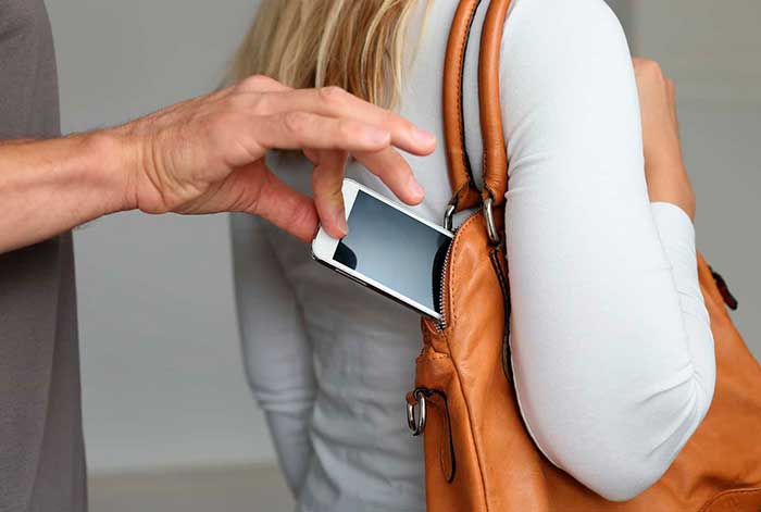Siete consejos útiles para proteger tu teléfono de accidentes y robos