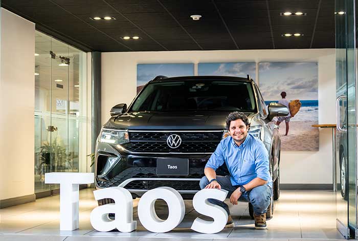 volkswagen presenta a gian piero díaz como nuevo embajador de la marca