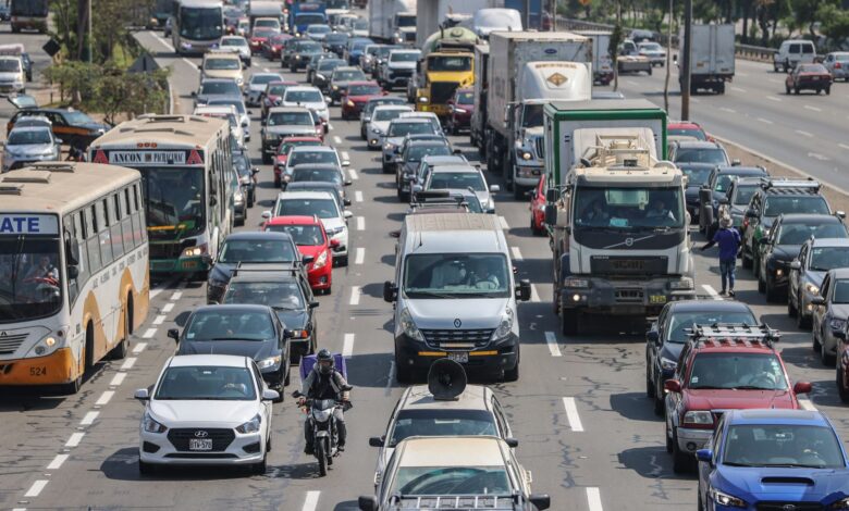 Movimiento de vehículos a nivel nacional aumentó 2,1% en abril de 2023