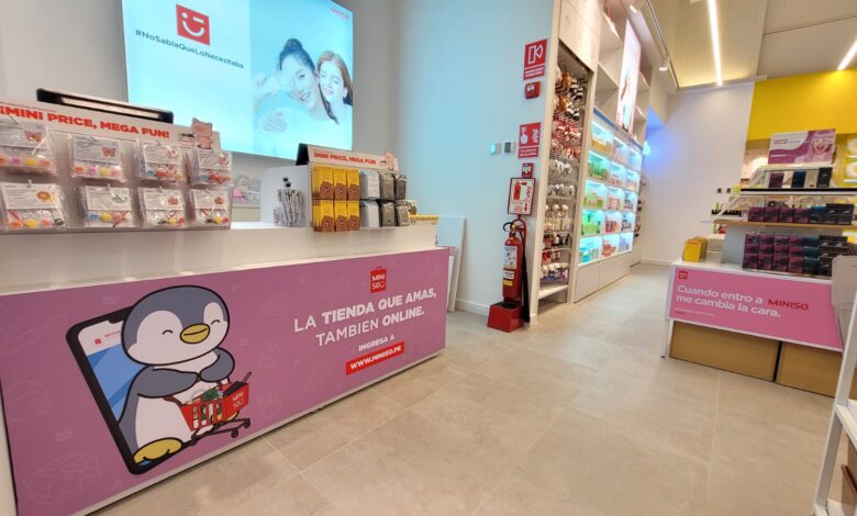 Miniso abrió su nueva tienda en el centro comercial Open Plaza Angamos