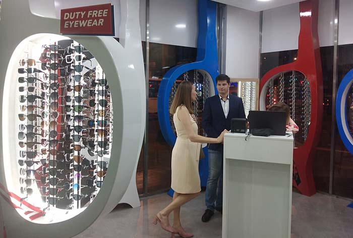 OptiTurismo: 30% de Descuento en Monturas y Lentes de Medida para el Sector y un Producto Innovador Comisionable