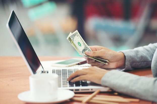 Empresas: cinco ventajas de comprar y vender dólares en plataformas especializadas