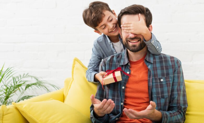 Día del Padre: Encuentra el regalo tecnológico para cada estilo de papá