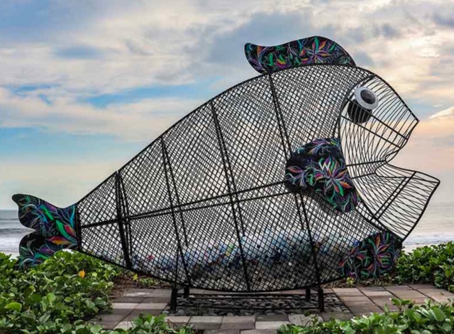 "Recicla Consciente": Monumento artístico de más de 2 metros que busca concientizar sobre el cuidado del mar peruano