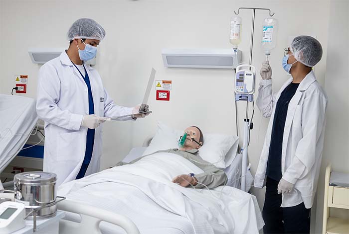 Beneficios de la simulación clínica como método de enseñanza universitaria