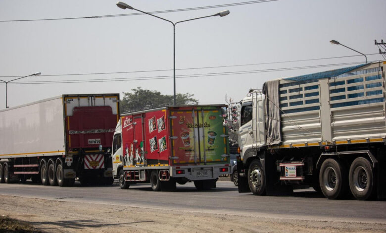 Flujo vehicular de vehículos pesados se desacelera en abril por diversos factores