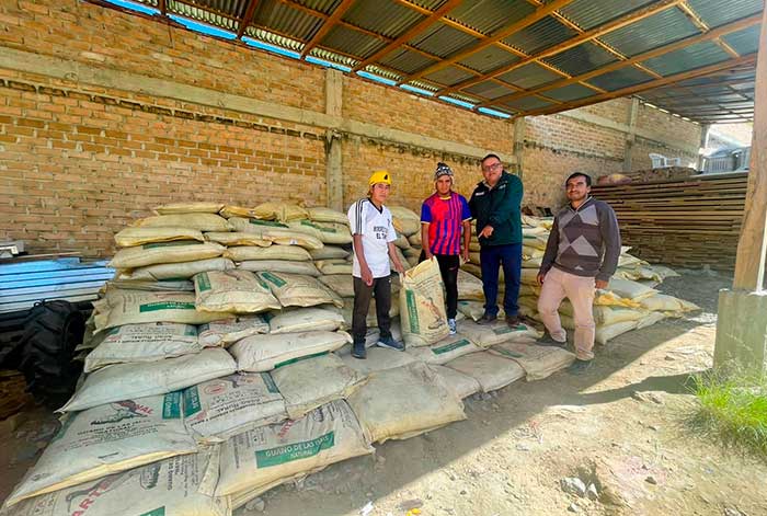 midagri: agro rural entrega 150 toneladas de guano de las islas para mejorar cultivos de productores rurales de san miguel, bambamarca, cajabamba y cajamarca