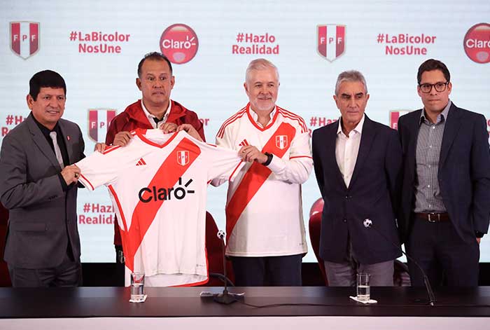 Claro es el nuevo auspiciador de las selecciones peruanas de fútbol