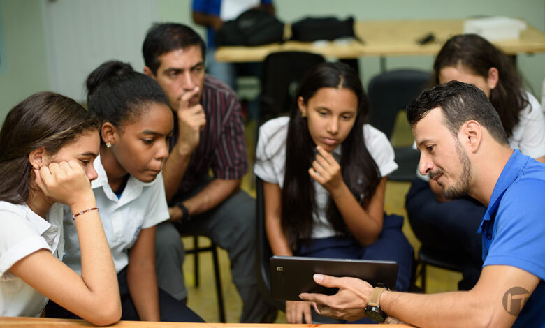 PhET Interactive Simulations anuncia a 16 nuevos fellows para promover la educación STEM en Latinoamérica