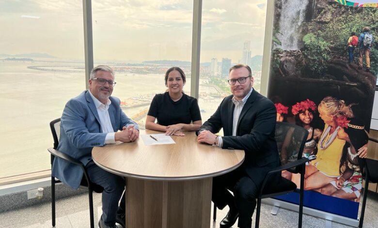 Visa, Copa Airlines y PROMTUR Panamá firman acuerdo para promover experiencias turísticas a los tarjetahabientes Visa que hacen conexión en el país