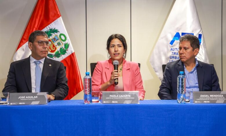Ministra Lazarte anuncia que corredores complementarios Rojo, Azul y Morado continuarán operando