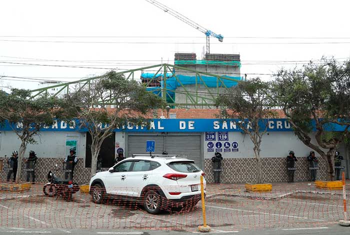 Municipalidad de Miraflores inicia proceso previo para el arrendamiento directo de puestos en el mercado Santa Cruz