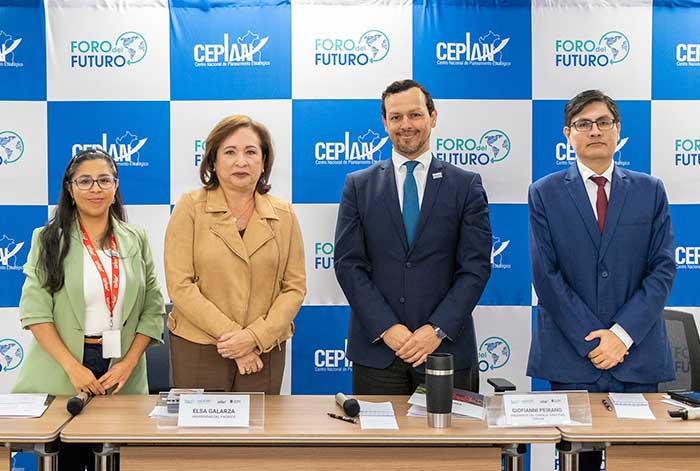Ceplan reunió a expertos en foro sobre la crisis del agua y el desafío del estrés hídrico