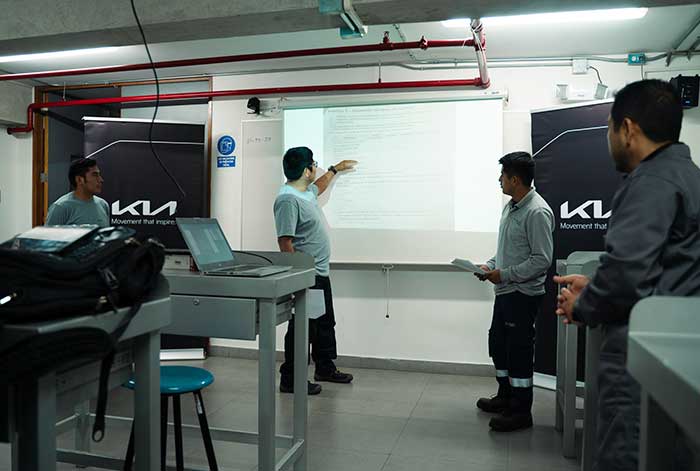 A la vanguardia de la tecnología automotriz: Kia inició su programa de recertificación técnica, a nivel nacional