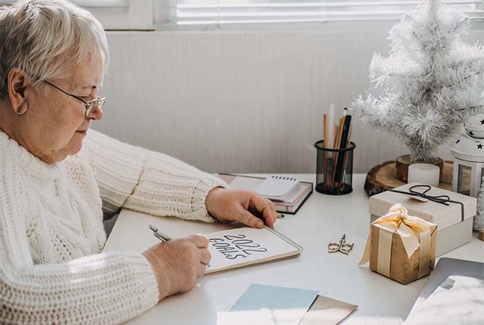 Día del adulto mayor: Edadismo ¿Es la edad un impedimento en el mercado laboral?