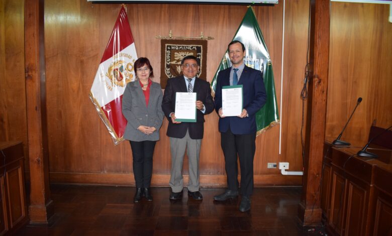 Ceplan y UNALM firman convenio para impulsar investigación y fortalecer planeamiento estratégico