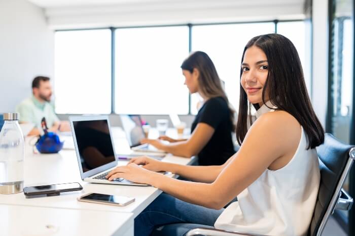 IT más equitativo, estrategias para la conservación de talentos femeninos