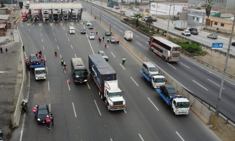 MTC: Sutran intervino a más de 50 vehículos en la Panamericana Sur
