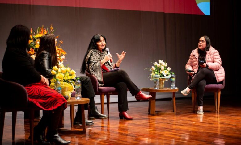V Encuentro de Escritoras Peruanas reúne a 27 escritoras y rinde homenaje a Maruja Barrig