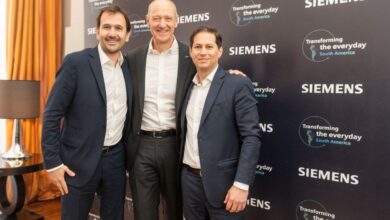 Roland Busch, CEO de Siemens, visitó Sudamérica y ratificó el compromiso de la compañía con el desarrollo sostenible en la región