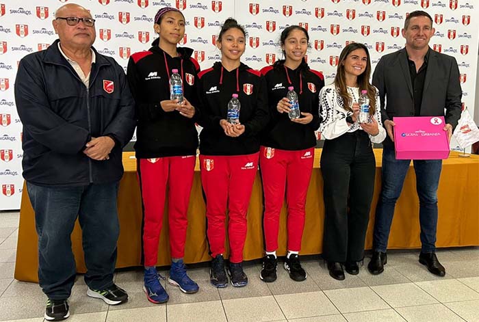 Deportistas de la Federación Peruana de Vóley recibirán más de 80 mil botellas para una correcta hidratación