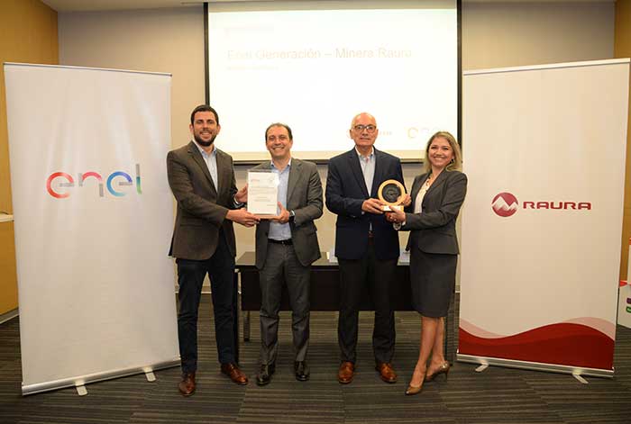 compañía minera raura y enel generación perú firman contrato por el suministro de energía eléctrica 100% renovable