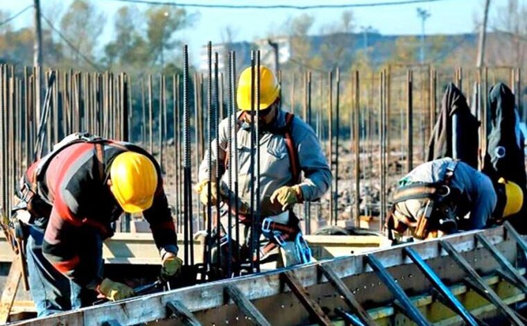 Población ocupada de Lima Metropolitana alcanzó los 5 millones 208 mil 300 personas en el trimestre julio-agosto-setiembre de 2023