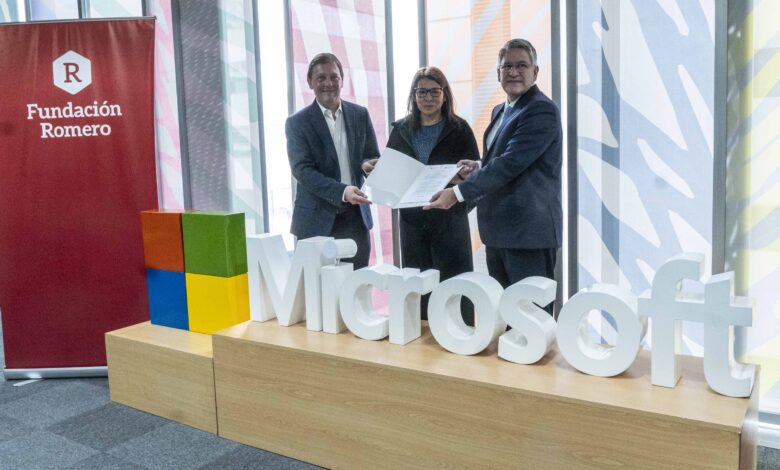 Microsoft y Fundación Romero se unen para capacitar a 120.000 peruanos en emprendimiento y habilidades digitales durante los próximos 3 años
