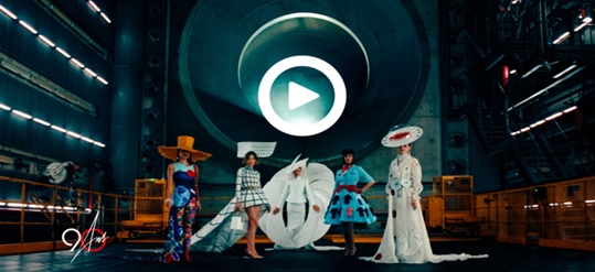 Air France toma los escaparates de las Galeries Lafayette para celebrar 90 años de elegancia