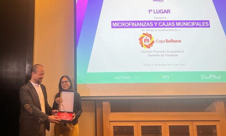 Reconocen a Caja Sullana con primer lugar en experiencia al cliente