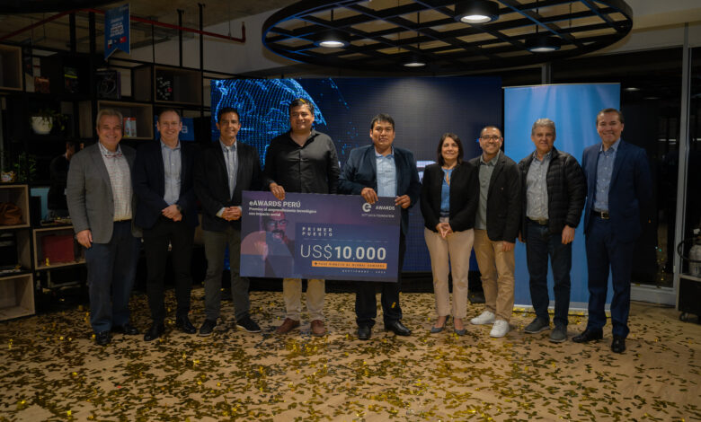 Asistente Virtual en Ruta - AVIRU gana el premio eAwards Perú 2023 de NTT DATA FOUNDATION