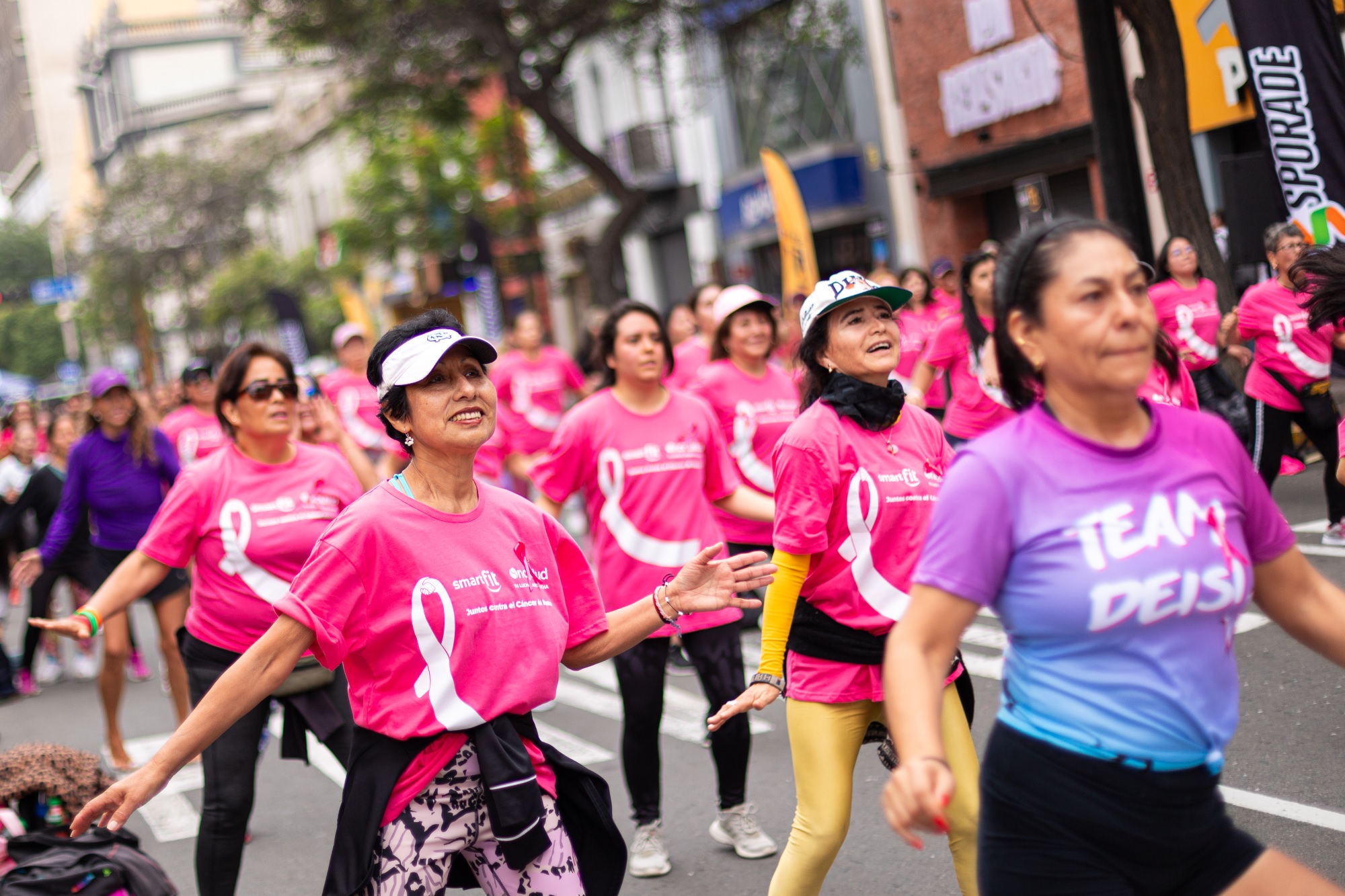 Smart Fit y Oncosalud se unen en la lucha contra el cáncer de mama en ...