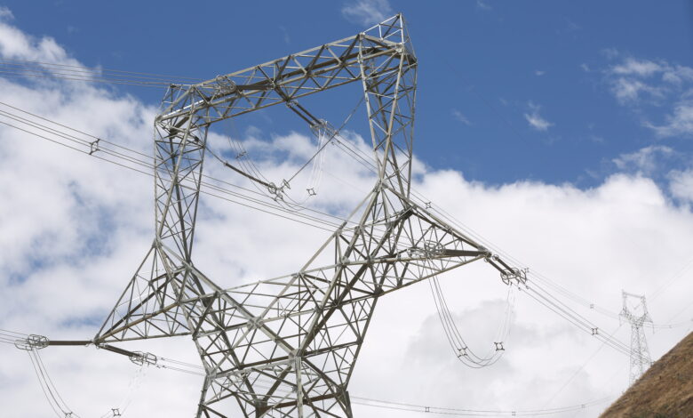 PROINVERSIÓN concreta concesión del Plan de Transmisión 2021-2030 por más US$ 1,300 millones
