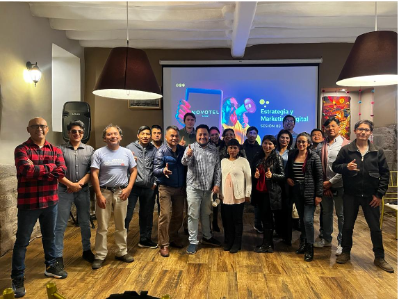 Novotel Cusco capacitó a emprendedores cusqueños con workshop gratuito de marketing digital