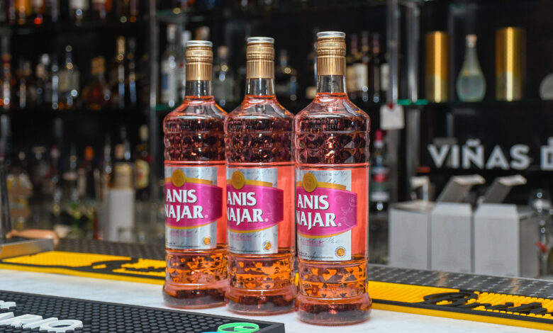 Bodega Najar, la Centenaria Bodega Arequipeña, refuerza su exitoso portafolio con el lanzamiento de Anís Najar Frutos Rojos