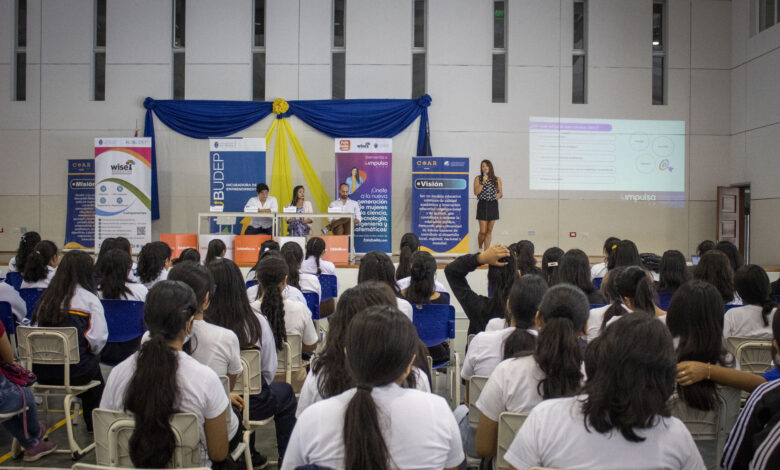 falabella.com y WISE Perú impactaron a más de 500 mujeres escolares para estudiar carreras de ciencia y tecnología