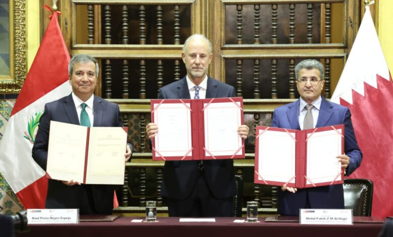 Perú y Catar suscriben Acuerdo de Servicios Aéreos que impulsará el turismo y comercio entre ambas naciones