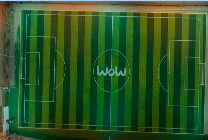 wow perú dona cancha e incentiva el futbol en niños y niñas