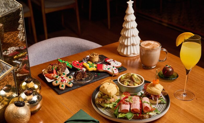 Saya presenta su Tea Time navideño